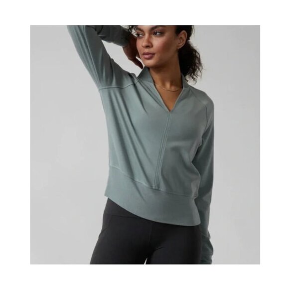 Athleta Mint‎ Green Eastbound V-Neck Sweatshirt Size XXS - Picture 1 of 16